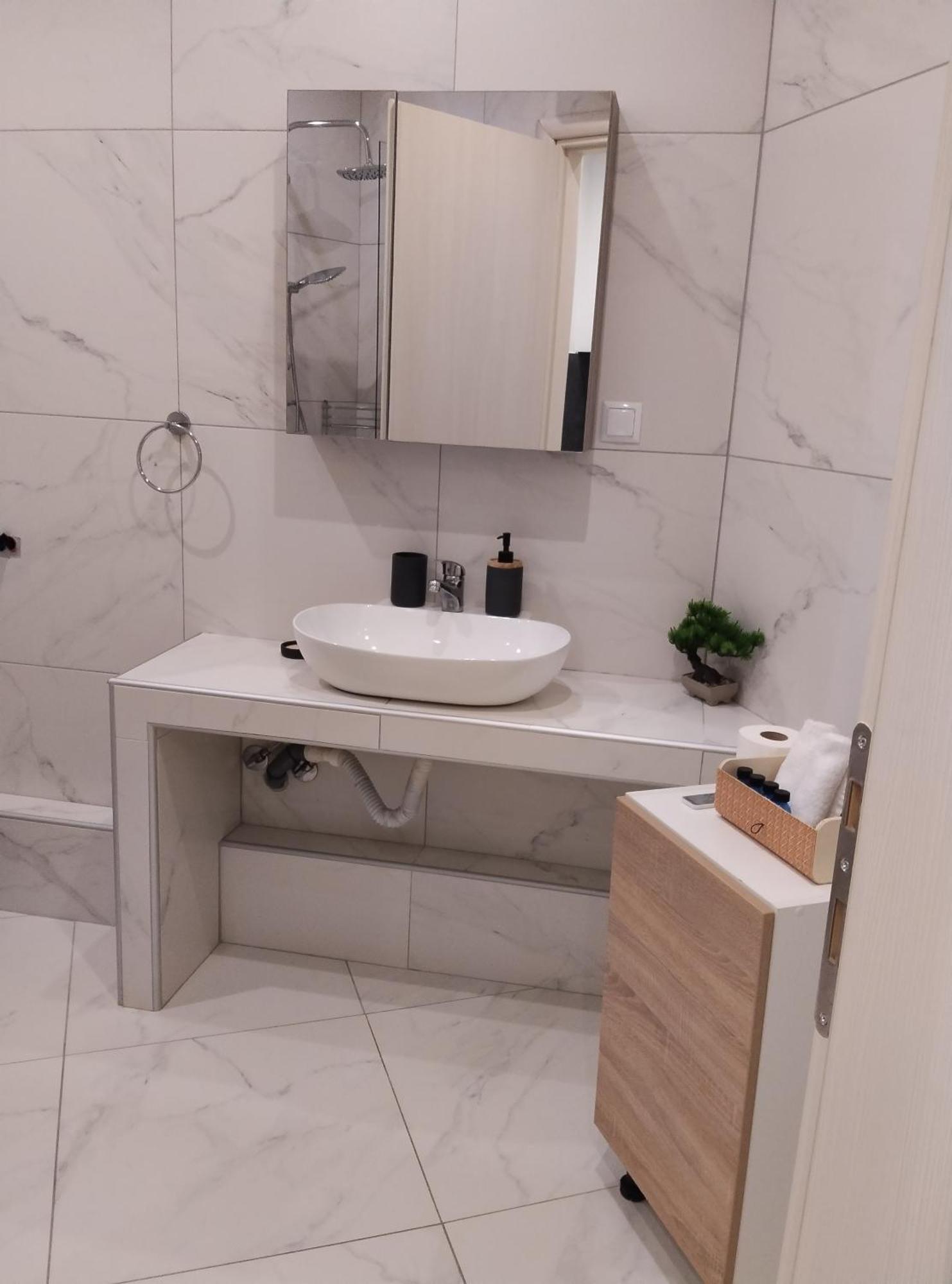 Domus Apartment - City Center 베리아 외부 사진